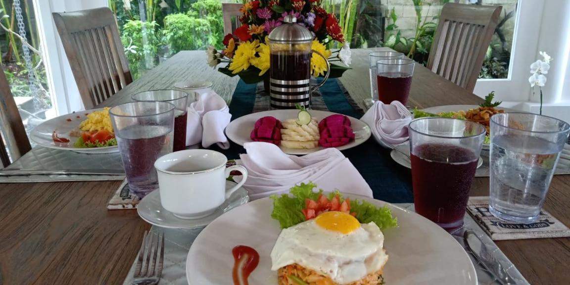 Finn'S Villa Santai Seminyak Exteriör bild